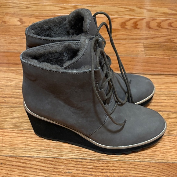 Eileen Fisher Alpine Genuine Sherling Wedge Bootie NWOT - Picture 5 of 8